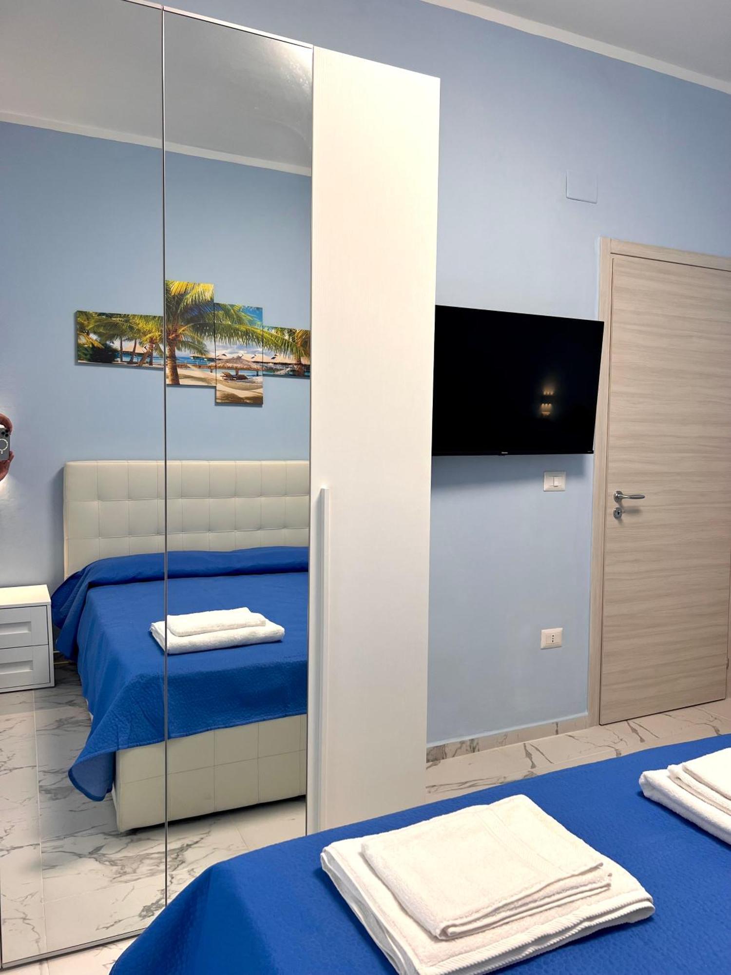 Restyling Apartments Center トロペーア エクステリア 写真