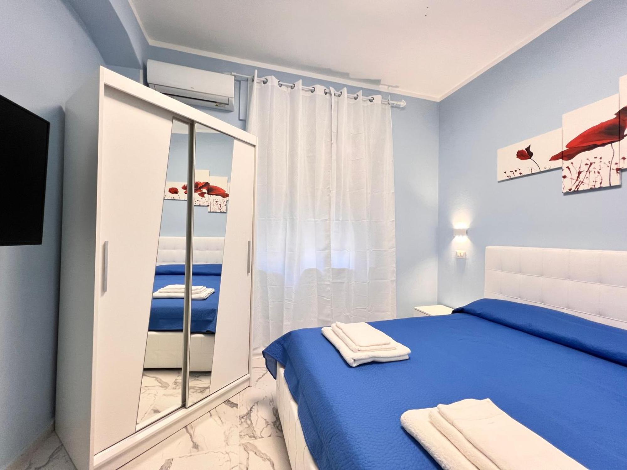 Restyling Apartments Center トロペーア エクステリア 写真